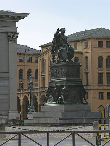 Foto Max Joseph Platz - München