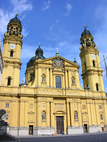 Fotos Theatinerkirche | München