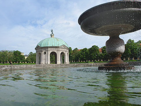 Foto Brunnen im Hofgarten - München