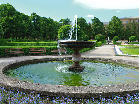 Brunnen im Hofgarten Fotos