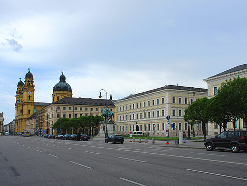 Odeonsplatz Fotos