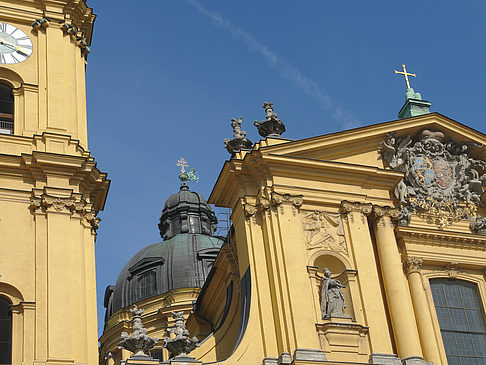 Fotos Theatinerkirche | München